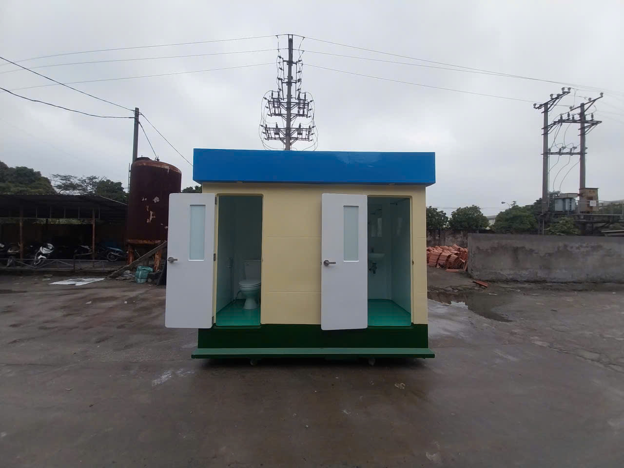 Nhà vệ sinh composite Vinacabin V18.2M